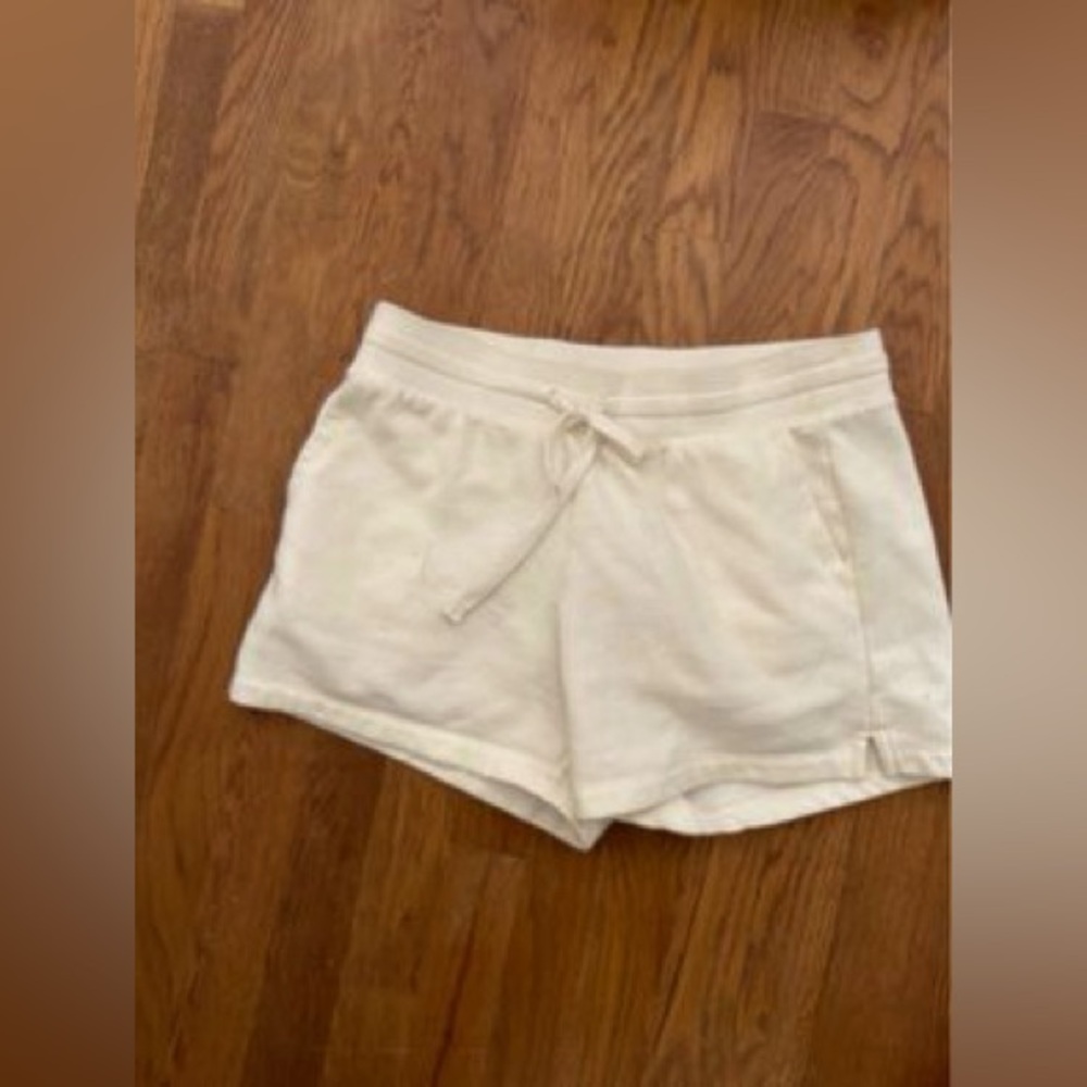 Medium Shorts Athleisure
